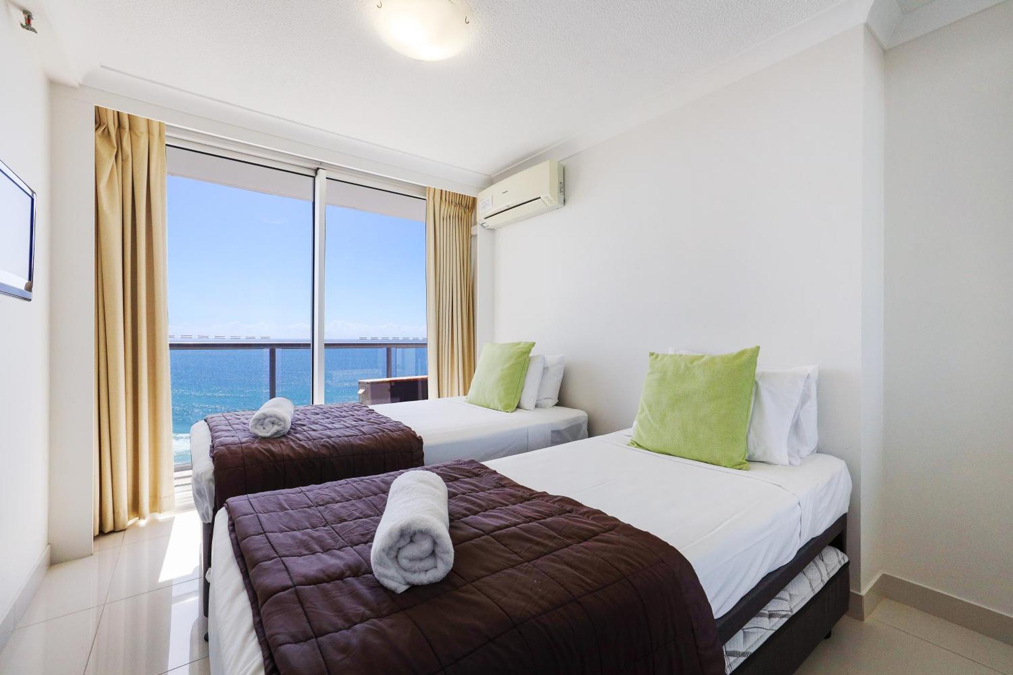 Peninsula Apartments Managed By Gchs Гоулд Коуст Екстериор снимка