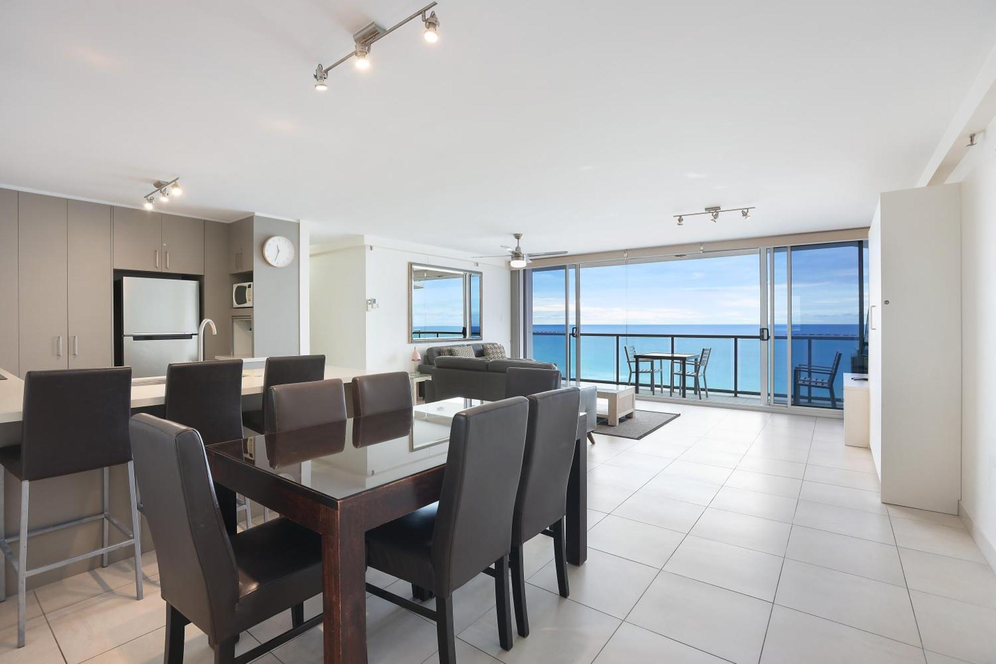 Peninsula Apartments Managed By Gchs Гоулд Коуст Екстериор снимка